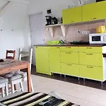 Apartment Corner 5 *