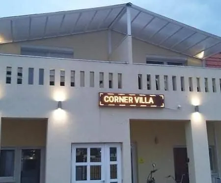 Corner 5 公寓 *