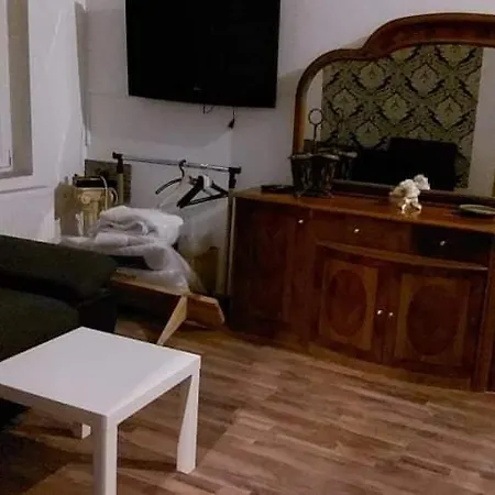 Apartment Corner 5 *