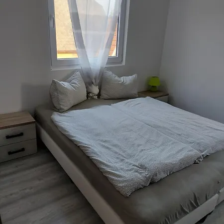 Corner 5 Apartment