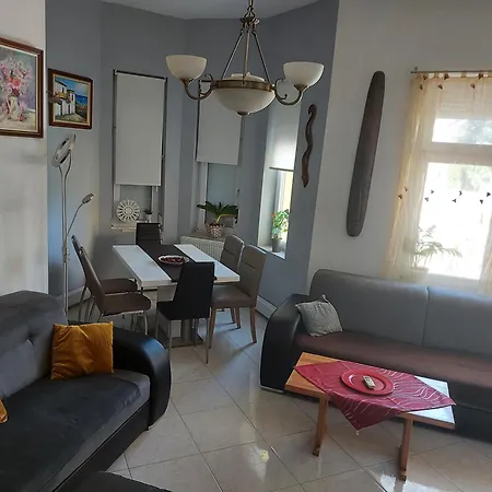 Corner 5