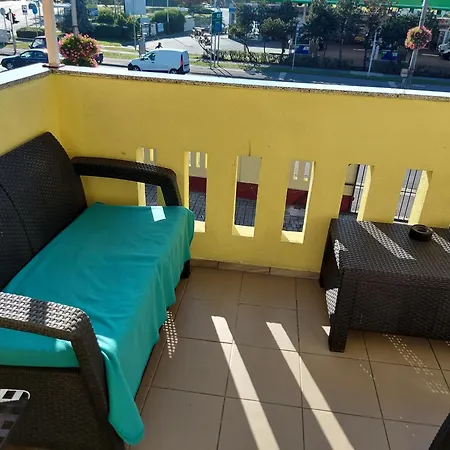 Apartment Corner 5 *