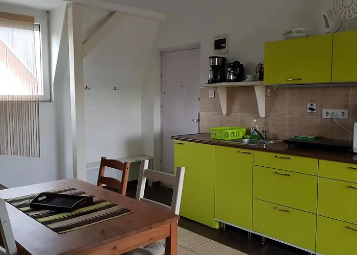 Apartament Corner 5